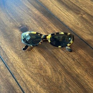 Girls Cheetah print sunglasses